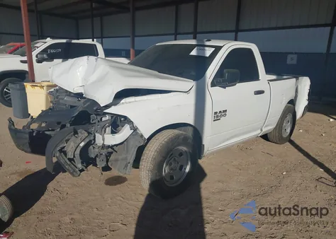 2022 Ram 1500 Classic Tradesman 4X2 6'4 Box z USA, uszkodzony, nr VIN 3C6JR6AG4NG205341